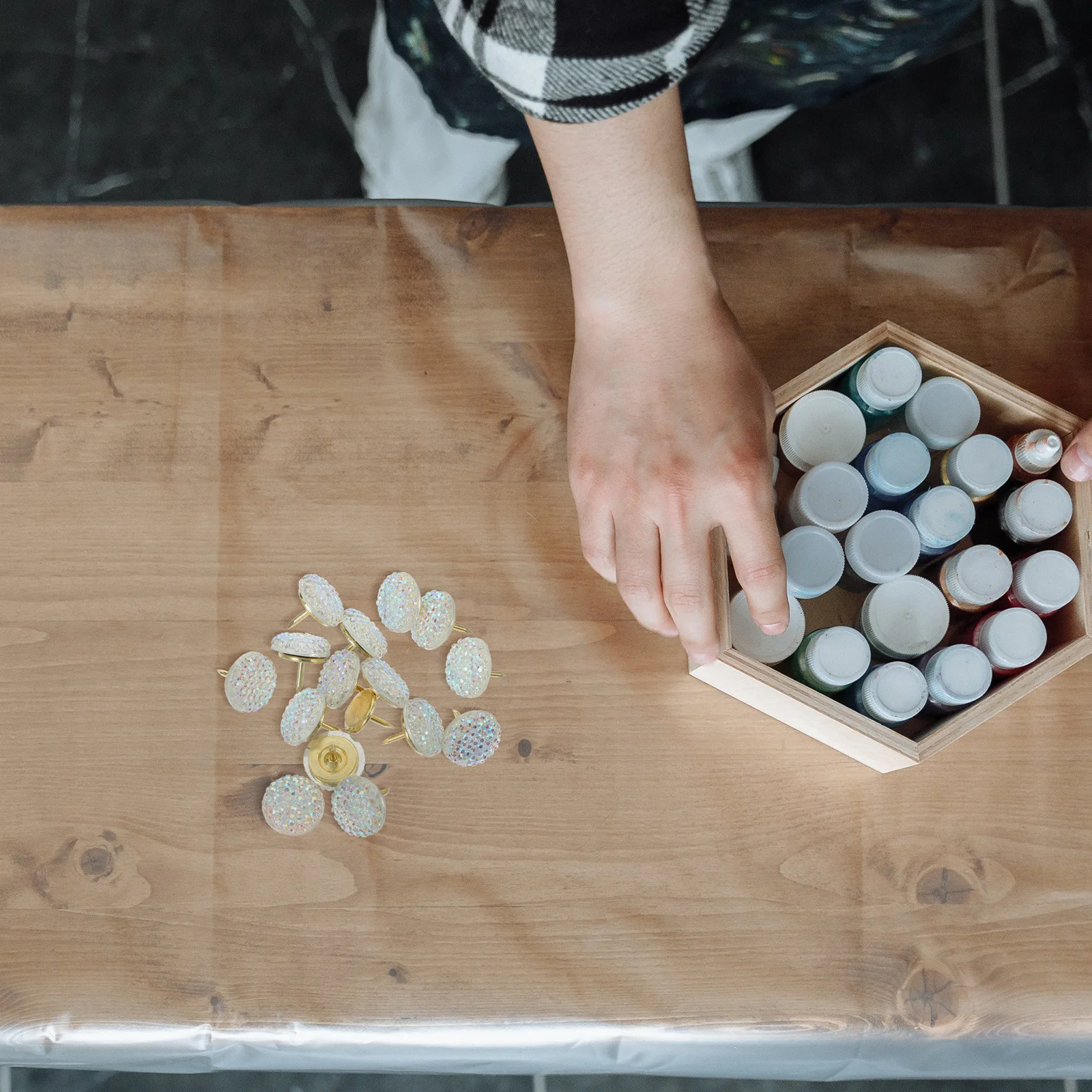 

15Pcs Corkboard Thumbtacks Creative Multi-Purpose Candy-Like Pushpins Compact Small Thumbtacks for Daily Use