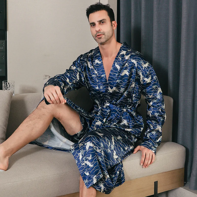 Pajama men\'s spring and autumn silk thin style oversized pajamas long sleeved bathrobes ice silk bathrobes home clothing summer