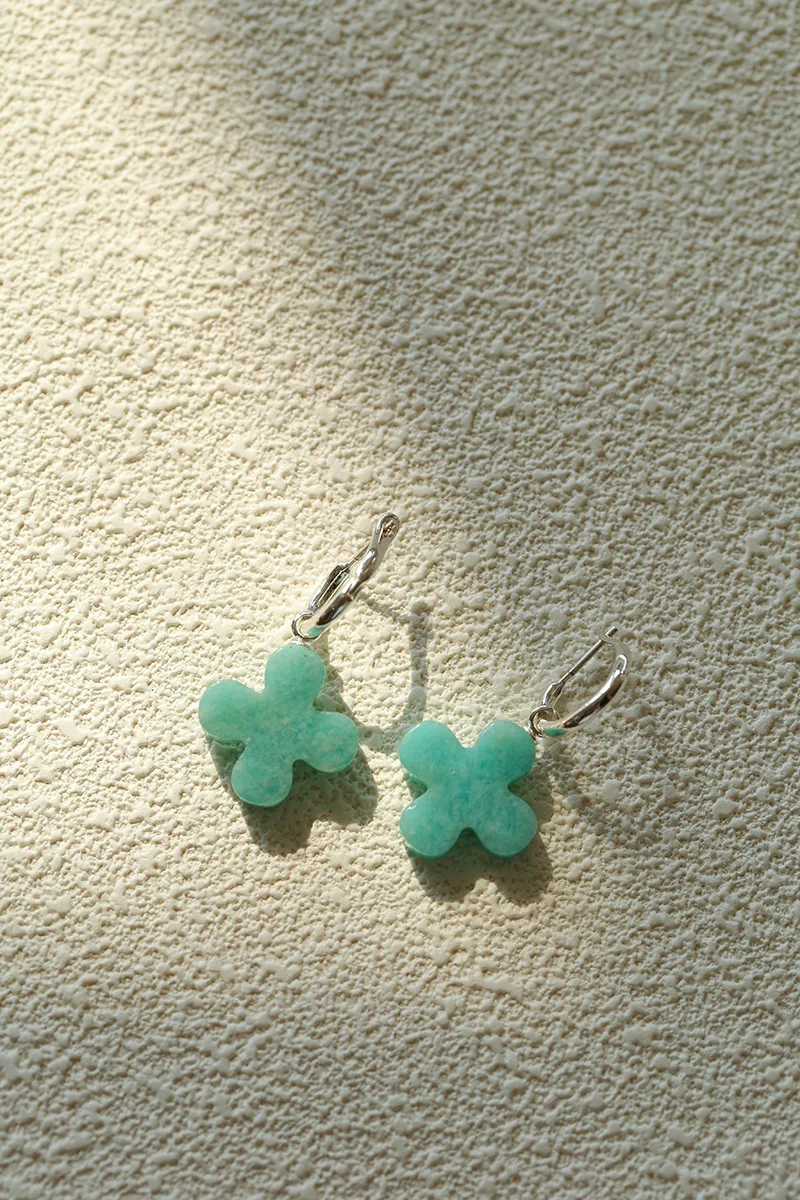 

BLUE Flower Pendant Earrings for Women Fresh Sweet Floral Natural Stone Jewelry
