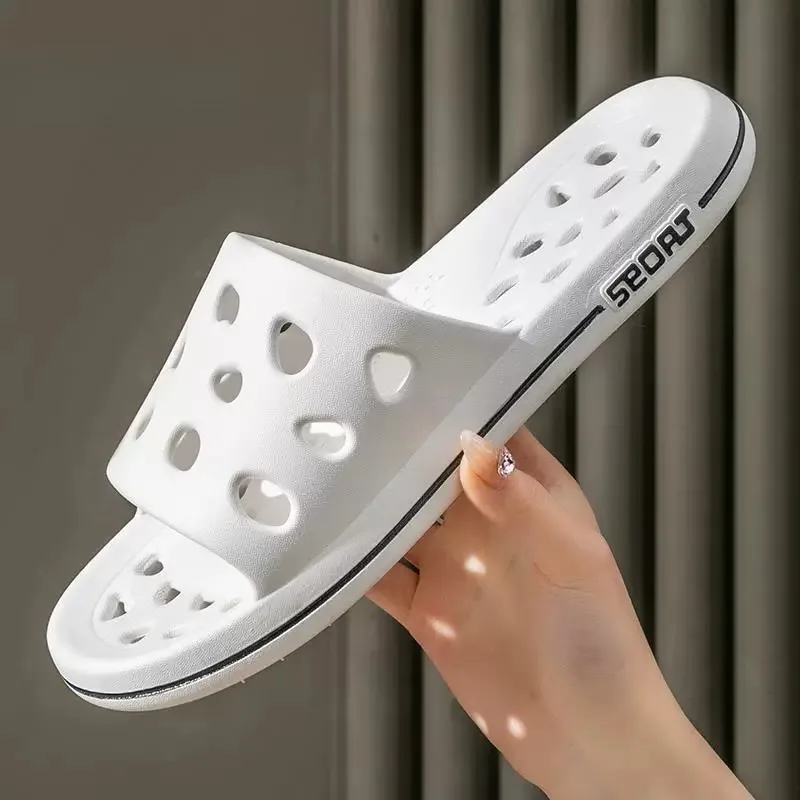 

Leaking Men's Large Size Bath Slippers Indoor Home Use Couples Hollow Summer Clog Shoes Anti-Slip Bathroom Shower Slippers
