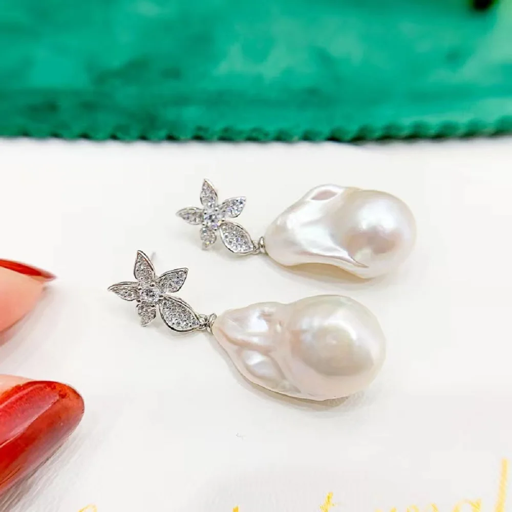 

Advanced AAA grade 15-20 mm natural Nanyang Baroque pearl earrings+925s round beads 10-11mm earrings
