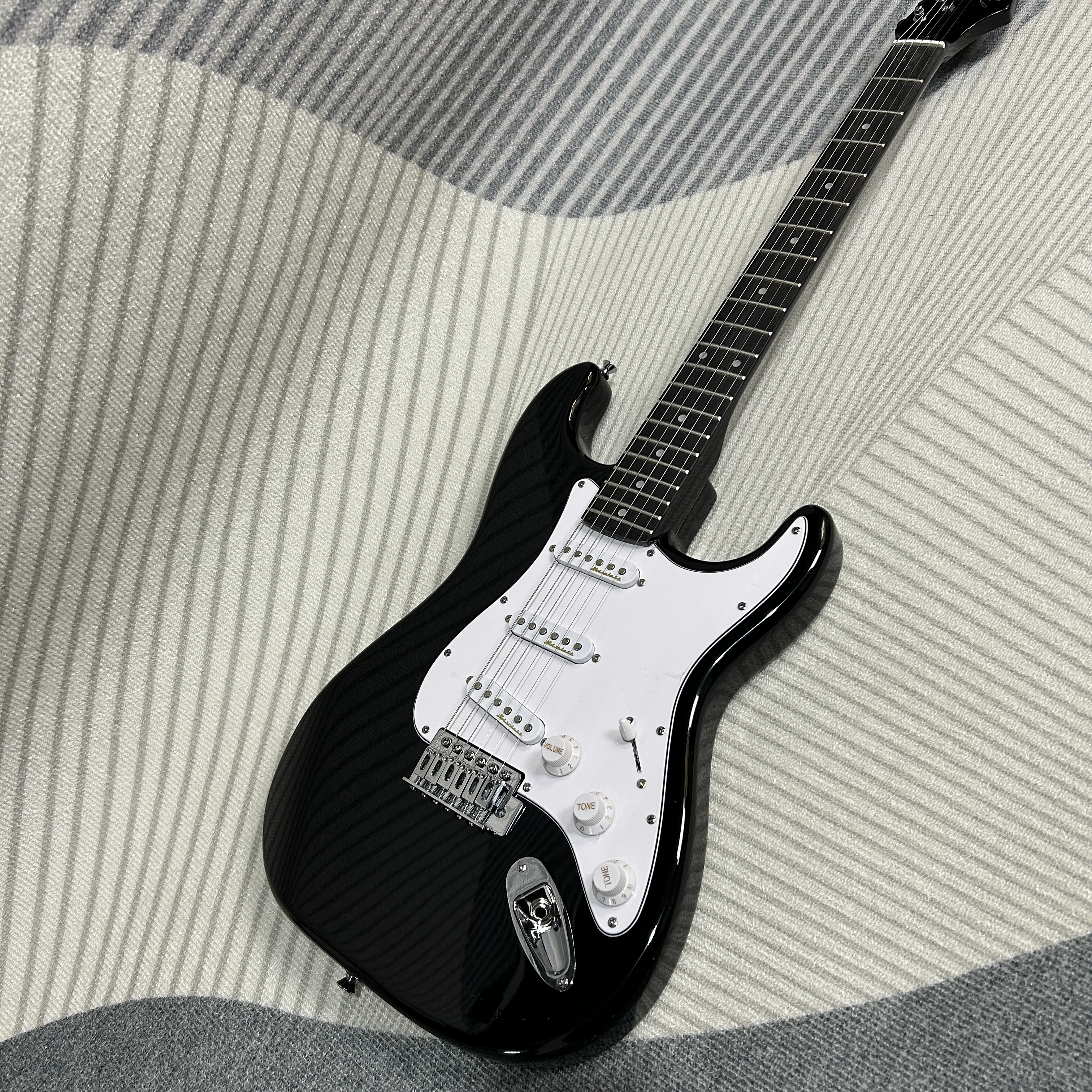 جيتار كهربائي عالي الجودة باللون الأسود ST من خشب الورد ولوحة أصابع SSS التقاطات لعشاق الموسيقى مناسبة لعروض الفرقة المباشرة #5