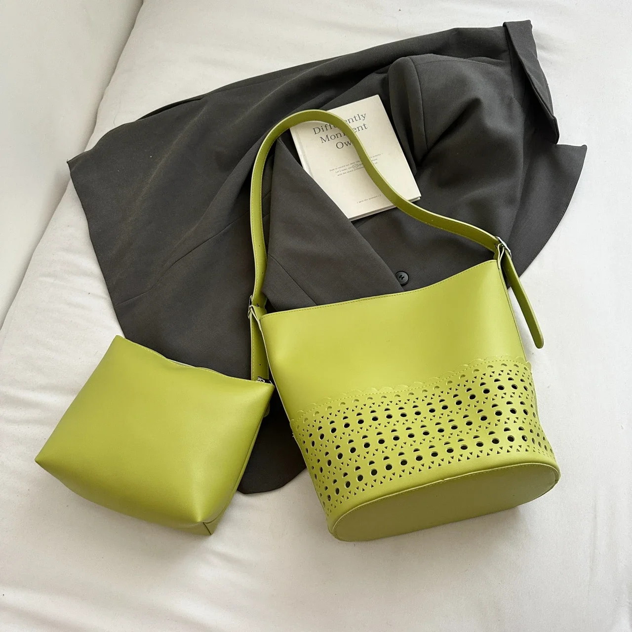 

2 Set Bucket Tote Bag For Women Designer Hollow Out Shoulder Bag High Quality Soft Leather Handbag Underarm Shopper Bag Large