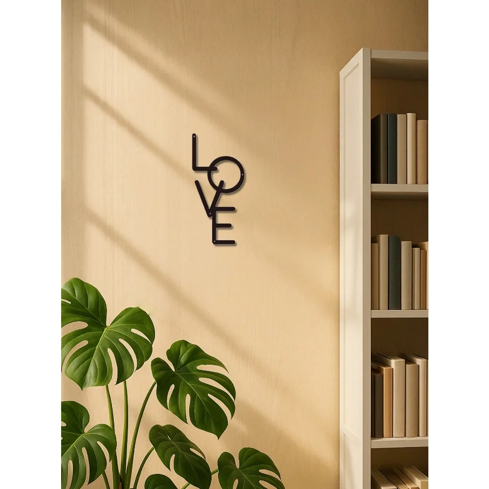 Gothic "Love" Metal Wall Sculpture – Black Vintage Letter Decor – Halloween, Christmas Gift