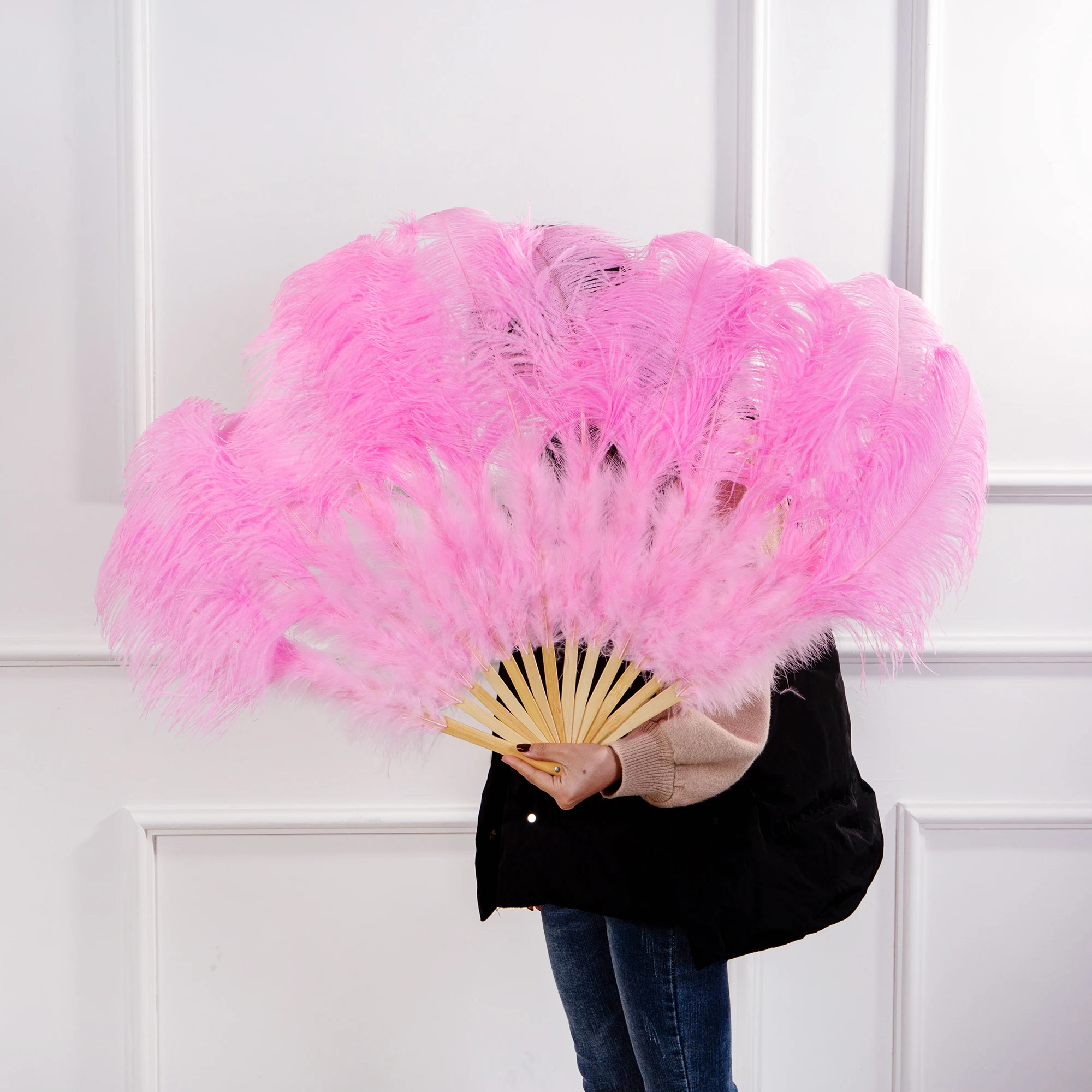 Pink Ostrich Feathers Fan 60*100cm/75*130cm 13 Bone Handheld Fluffy Feathers Fan for Large Stage Performance Plumes Accessories