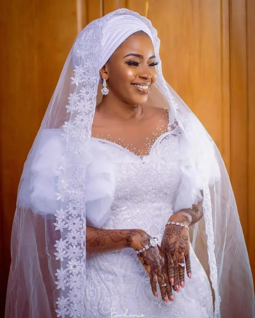 تخصيص الخامس الرقبة تسلق الخرز يزين حورية البحر فستان الزفاف رداء دي ماري 2025 العربية حديقة خمر فستان زفاف