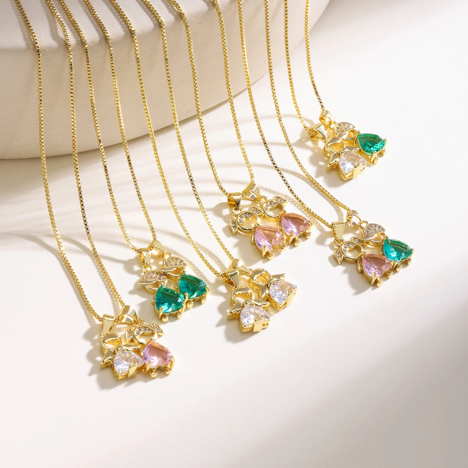 Nidin-collar con colgante de ángel para mujer, cadena de clavícula con cristal de circonio en forma de corazón, joyería estética dulce, regalos de cumpleaños