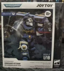 【ZW】JOYTOY Warhammer 40K 1/18 Actionfigur Ultramarines Vanguard Veteran