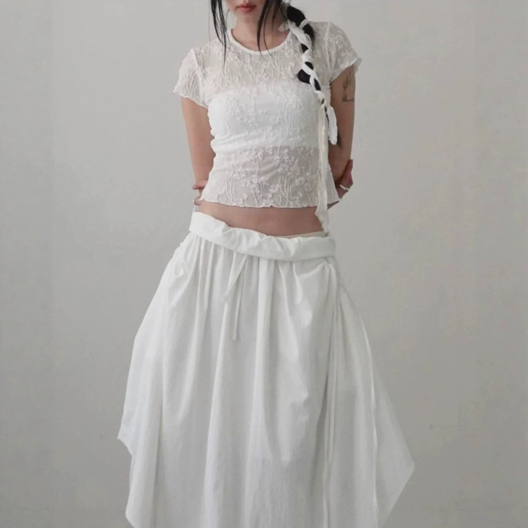 

Retro Chinese Three-dimensional Jacquard Rose Simple Texture Short-sleeved Slim T-shirt Top Short Style
