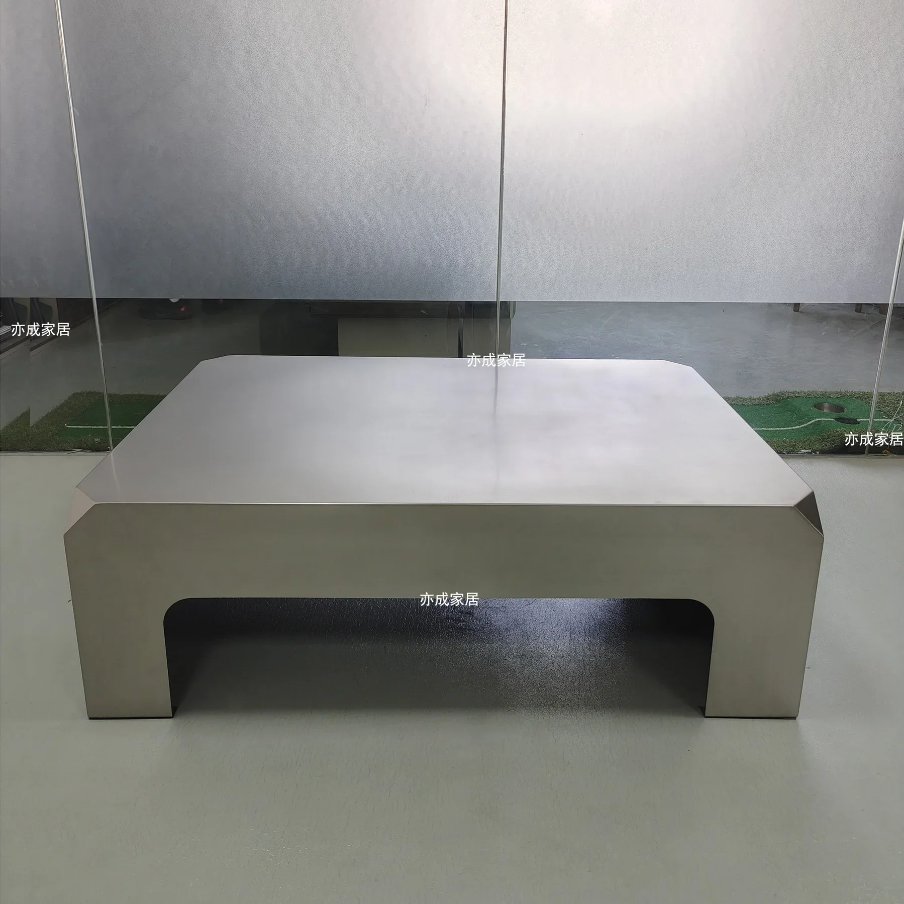 Nordic minimalist rectangular stainless steel coffee table villa hotel model room large flat floor creative light luxury coffee