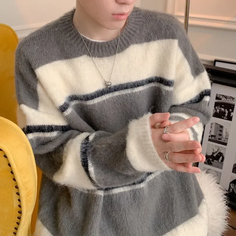 ربيع الخريف البلوز رجل سميكة الأزرق مخطط تريكو الكورية موضة ملابس طويلة الأكمام صفقات 2025 محبوك البلوزات للرجال