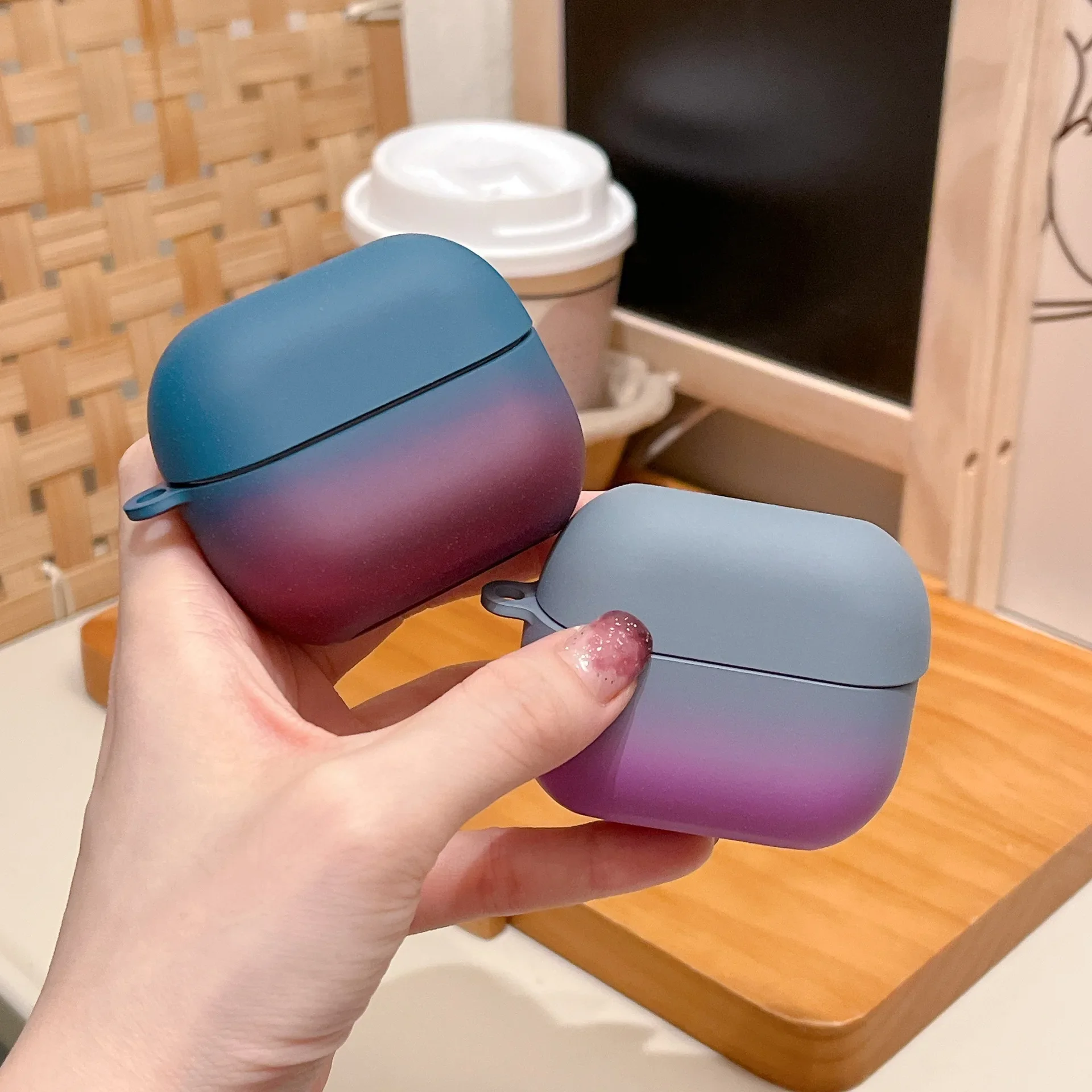 Matte PC hard shell Case For Samsung Galaxy Buds 3 /3Pro Headphone Protective Shell For Samsung Buds3 Pro Cover with Carabiner