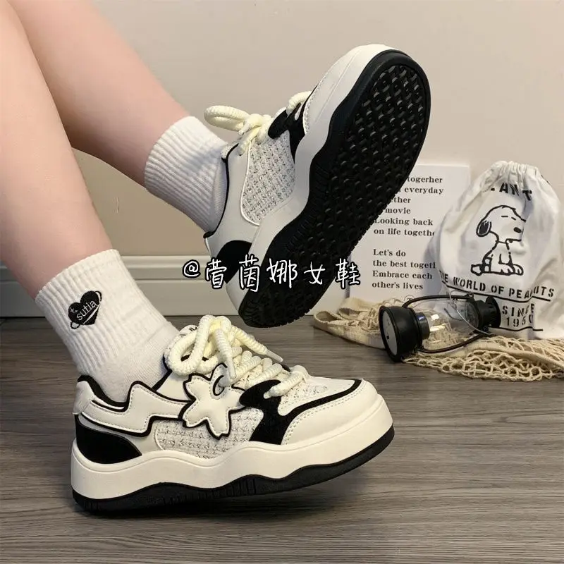 2024 Designer Women Breathable Flower Sneakers Cute Patchwork Shoes Thick Heel Sneakers Casual Running Platform Y2K Bread