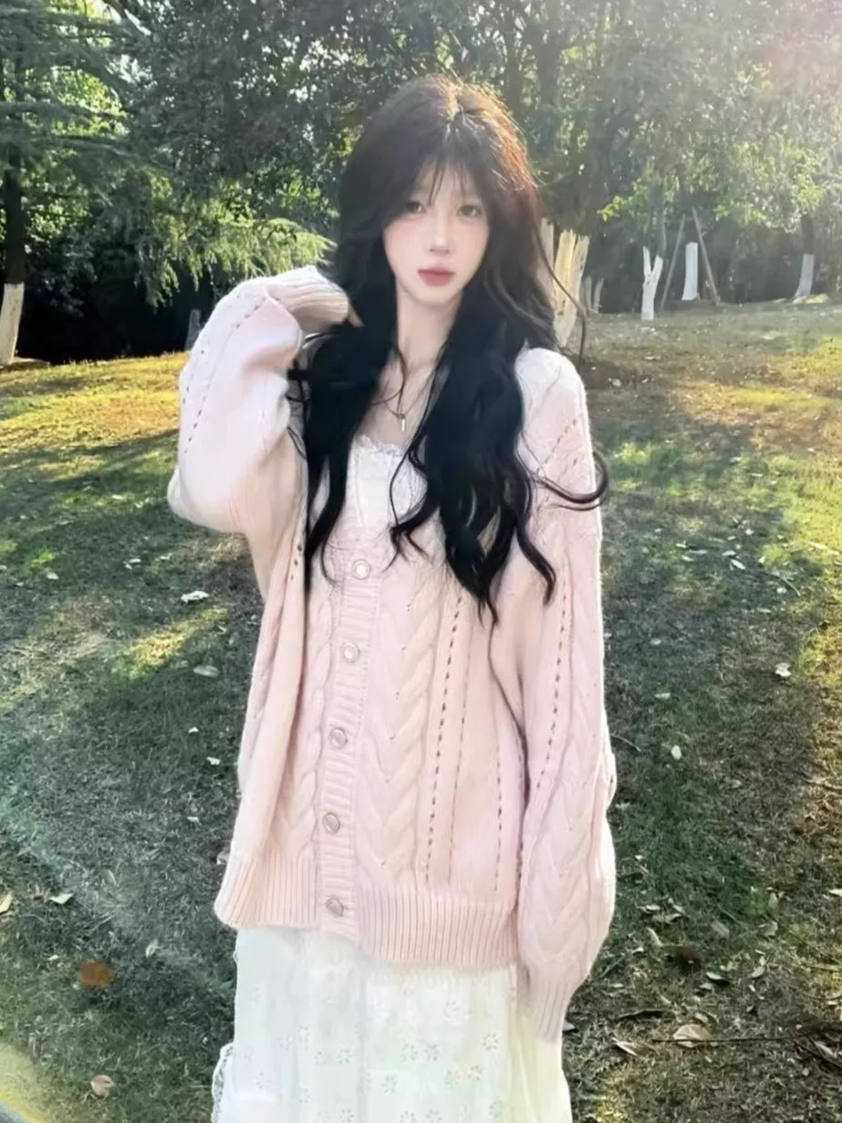 

Розовый мягкий уютный вязаный кардиган с V-образным вырезом, свободный, вязаный, с узором «косы», для женщин, осенний, в стиле Aosphere Sensation