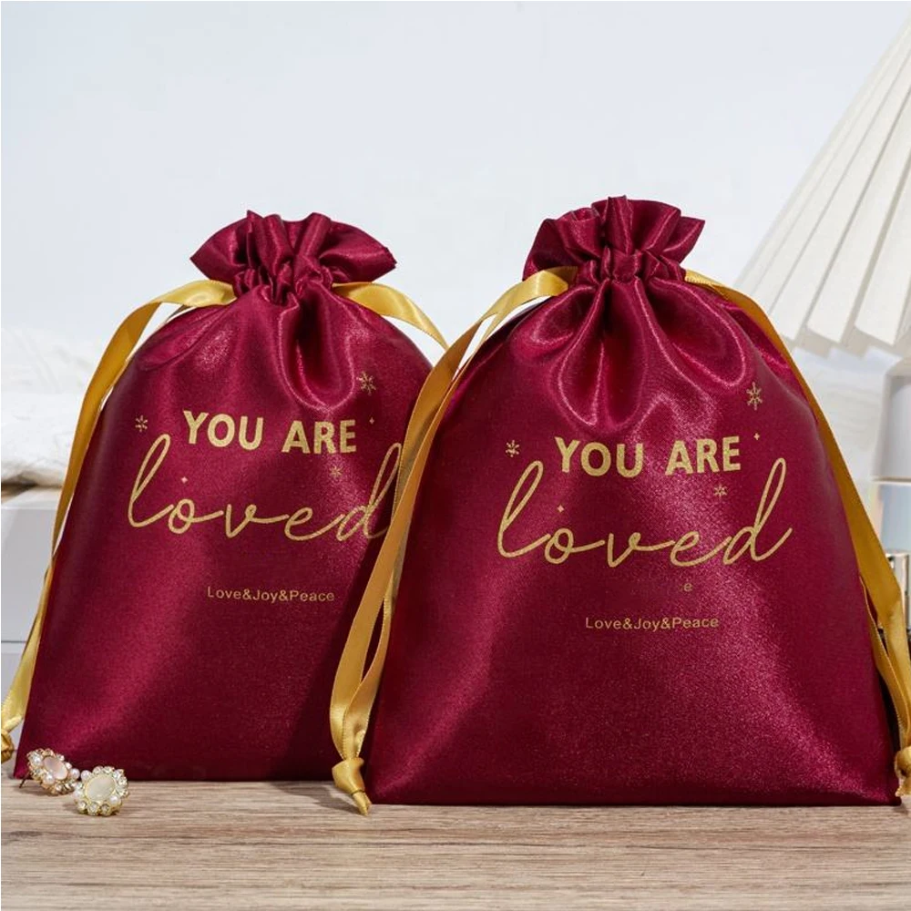 

100 шт., роскошный логотип, бордовый шелковый атласный мешок для ювелирных изделий на шнурке, свадебные сувениры, подарочная упаковка, сумка для хранения духов, свечей