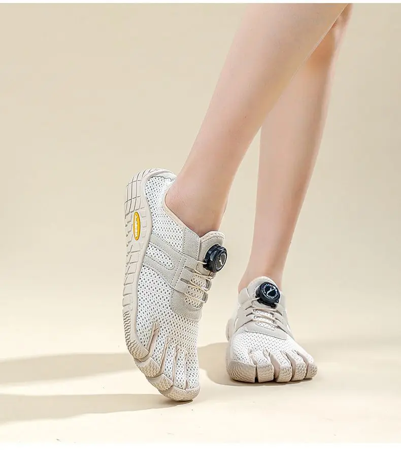 Breathable strength training shoes, non-slip fitness shoes, professional men's weightlifting shoes, balance squat shoes.