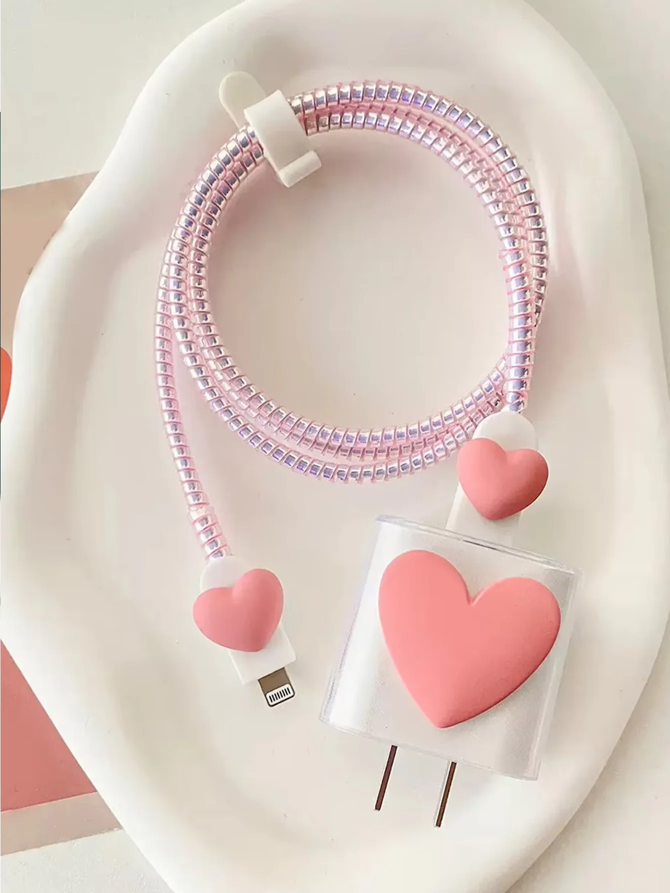 Suitable for iPhone Original Data Cable Charger Protective Cover, Cute 3D Heart Wave Transparent Soft Charger Protective Case, Cute Data Cable Storage Box Suitable for iPhone 11, 12, 13, 14 Fast Power Adapter
