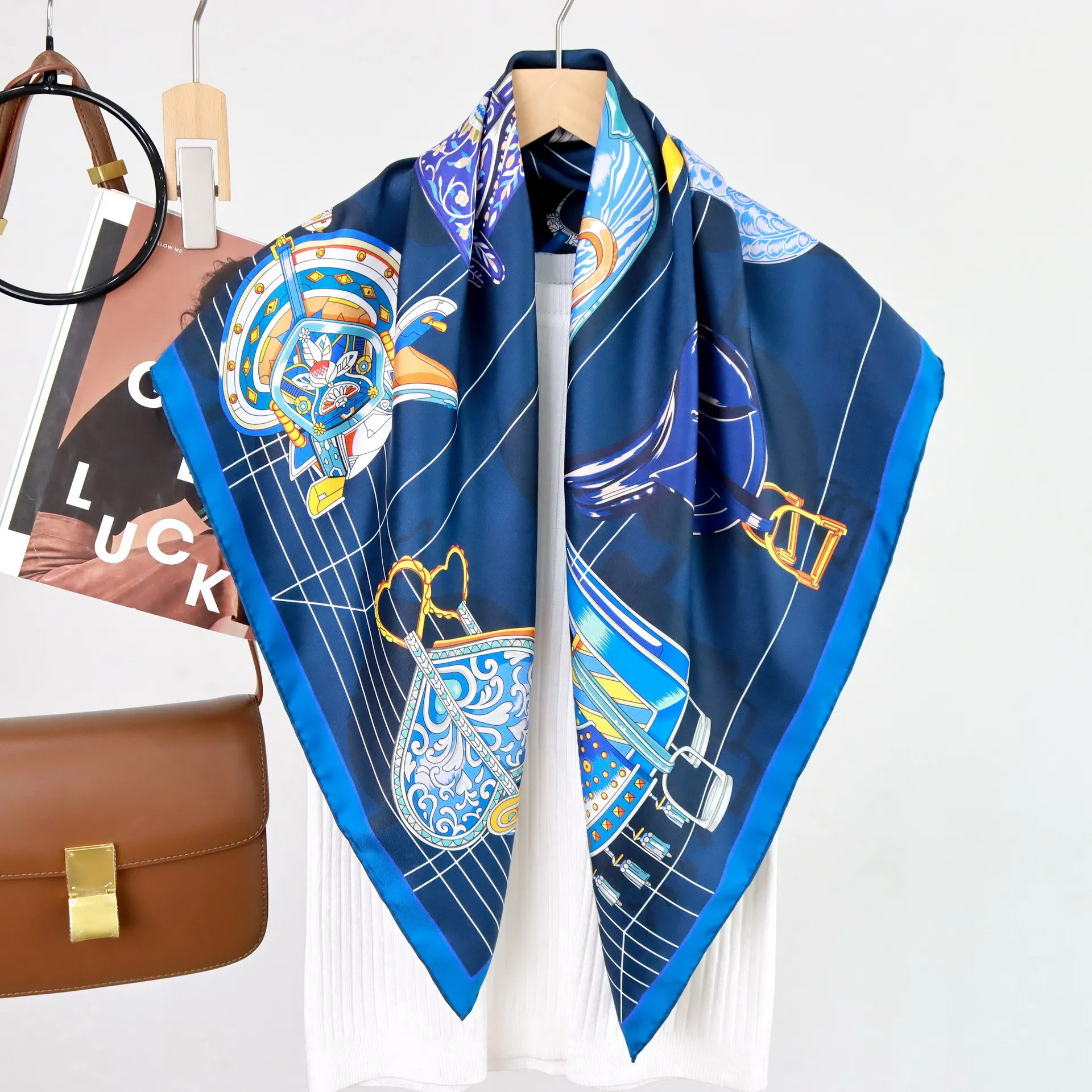

High-end and Elegant Women's Exquisite Harness Print Quality 14MM Twill Silk Hand-rolled Edge Large Square Scarf Shawl
