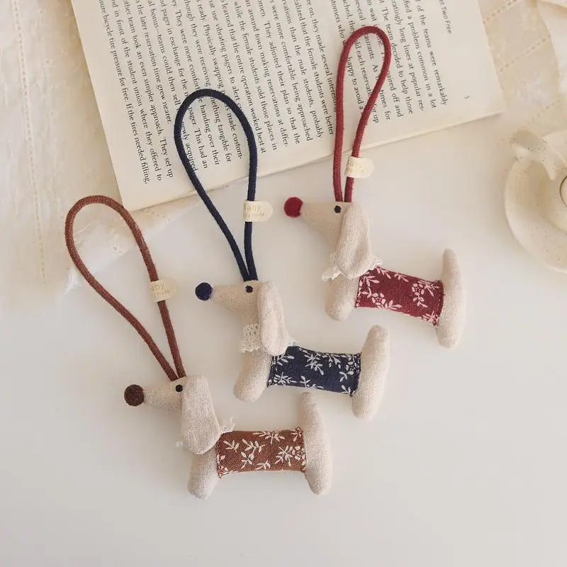 Pleasing Dachshund Pattern Textile Key Holder Toon Doggy Bag Pendant Vehicle Keyring Souvenir