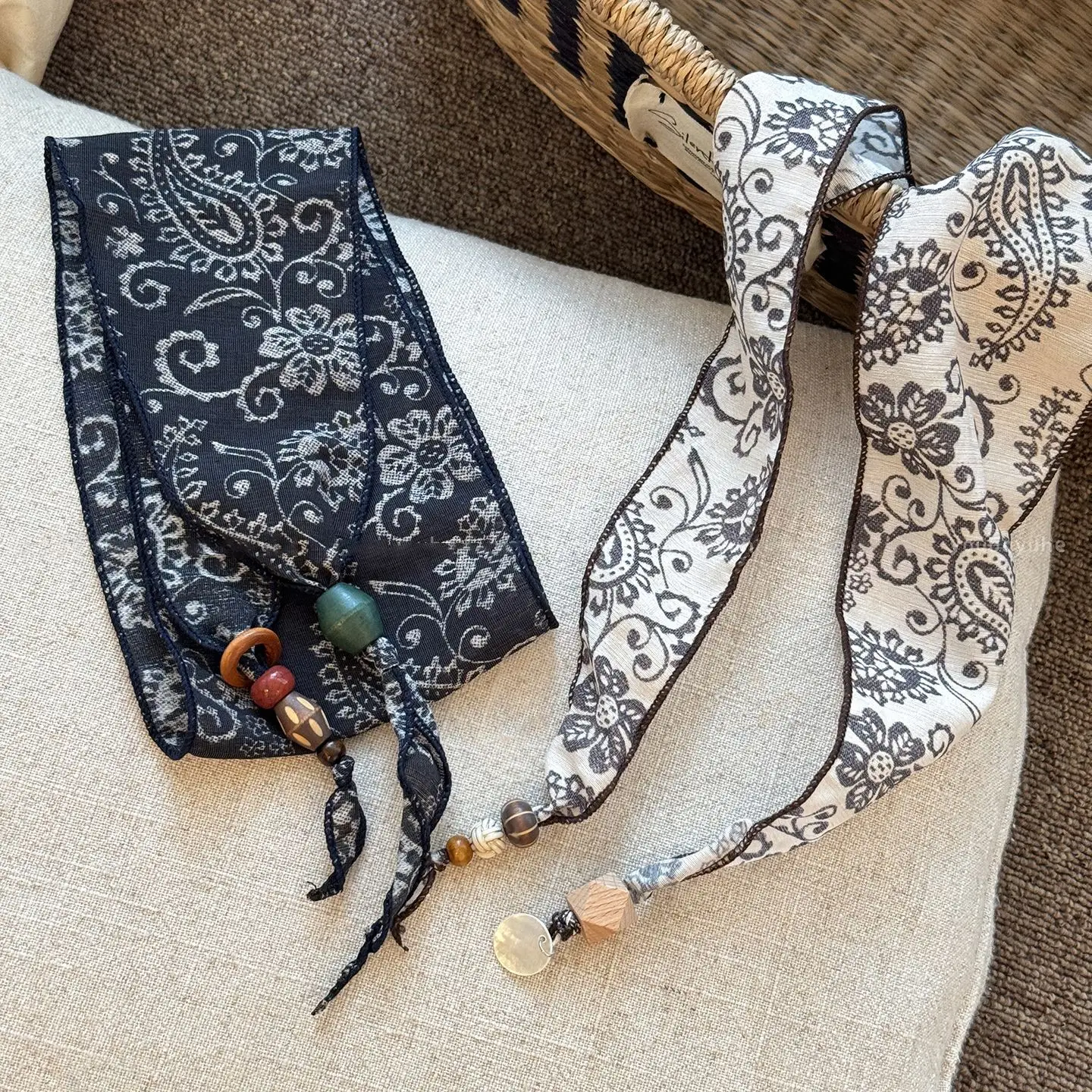 Bohemian Style Retro Printed Silk Scarves Temperament Elegant and Fashion Scarf Headscarf Women Girls Waist Styling Accessories