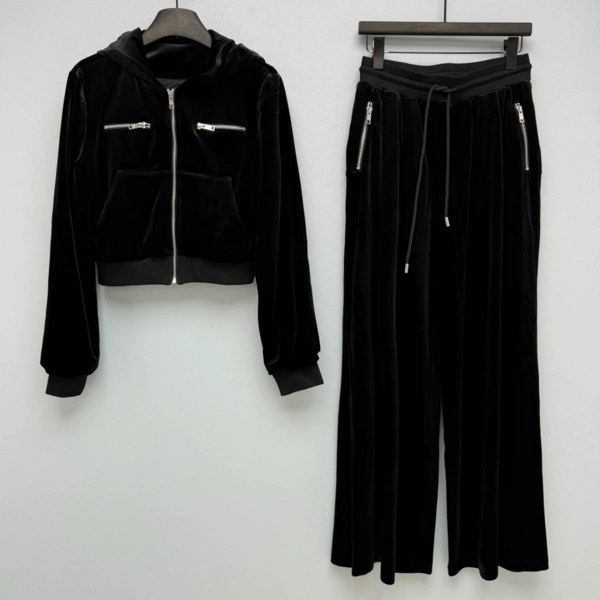 2026 High quality women's black plush hooded short jacket wide leg pants two-piece set--2026010270