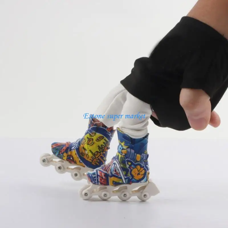 090b-1-pair-mini-finger-skate-shoes-finger-roller-mini-inline-skates-kids-gift-finger-toy-skate-shoes
