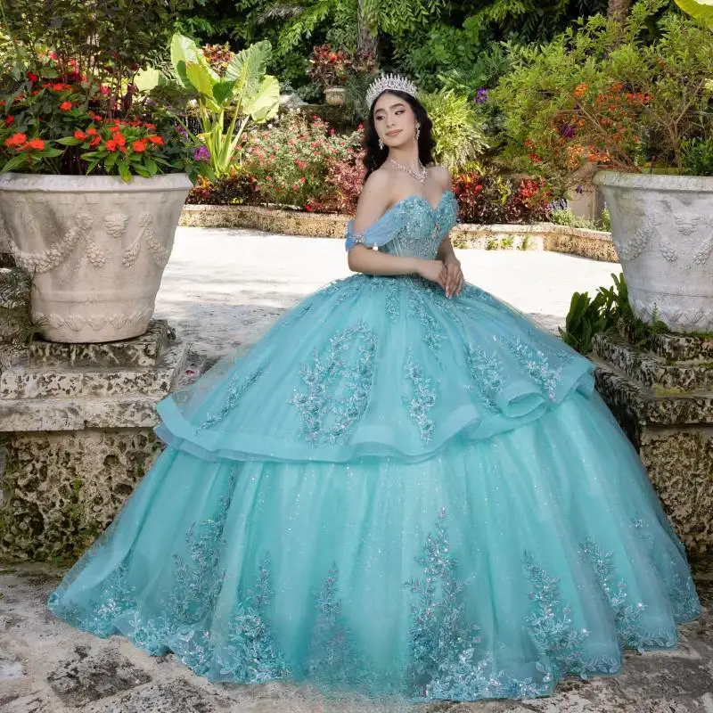 

Customized Blue Exquisite Sweetheart Ball Gowns Quinceanera Dresses for Girls Lace up Rhinestones Vestidos De Quinceanera