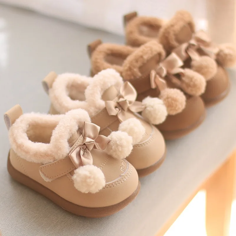 

Baby Girls Winter Snow Boots Cute Plush Warm Flat Platform Shoes Warm Cotton Boots Boys And Girls Furry Shoe with Bow Knot