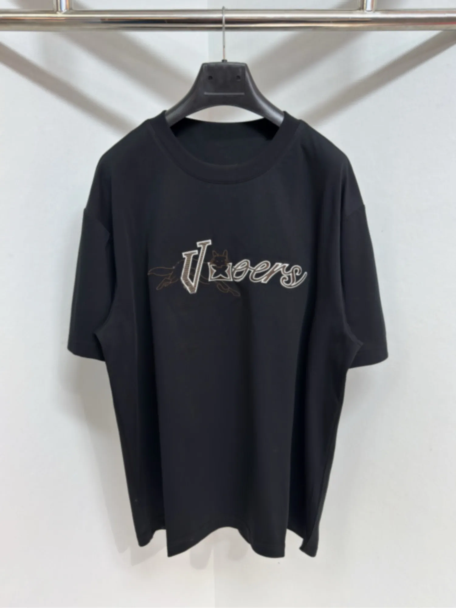 

Pure Cotton T-irt ex Loose Fit round Ne ort Sve Breathable Comfortable Embroidery Versatile Summer New Arrival