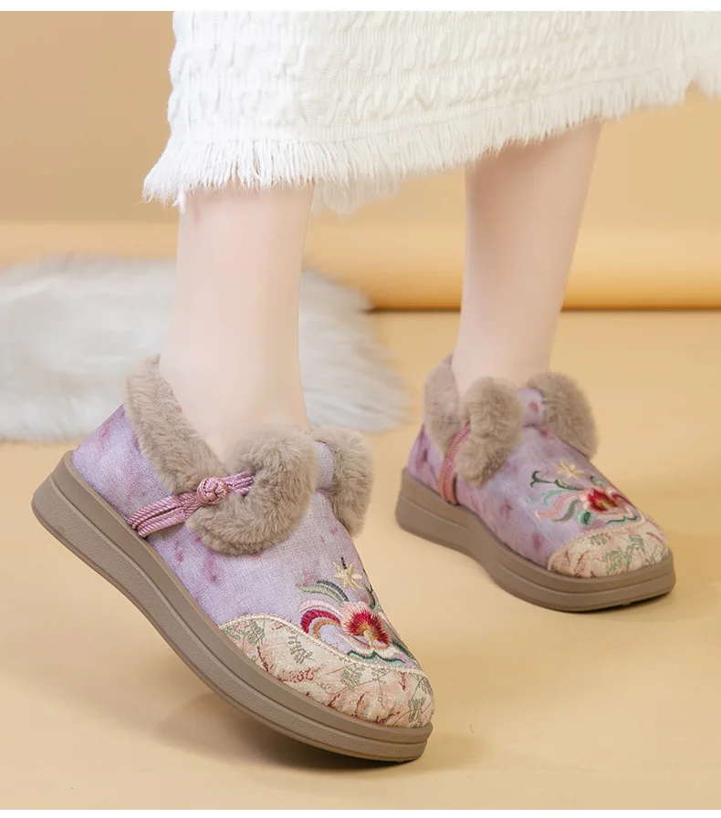 Damen-Winterschuhe mit Fleece-Futter, bestickt, im chinesischen Stil, mit Froschknopf, zum Hineinschlüpfen, rutschfeste, dicke Sohle, warme Freizeitschuhe. – Detail 7