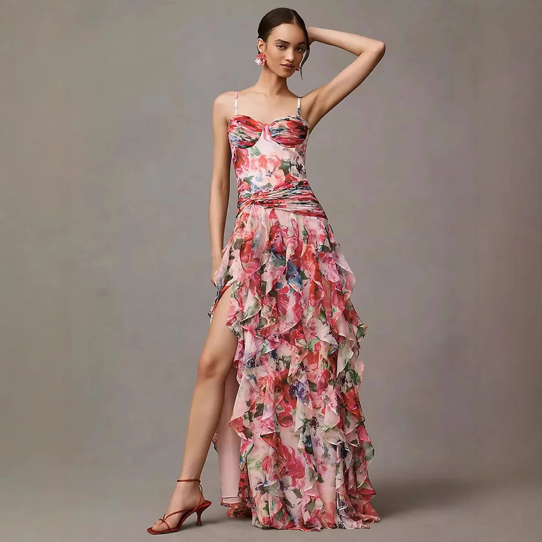 فستان سهرة نسائي مكشوف الكتفين لعام 2025 - فستان رسمي بدون حمالات بطباعة شيفون وأكمام طويلة مع سحر أثيري