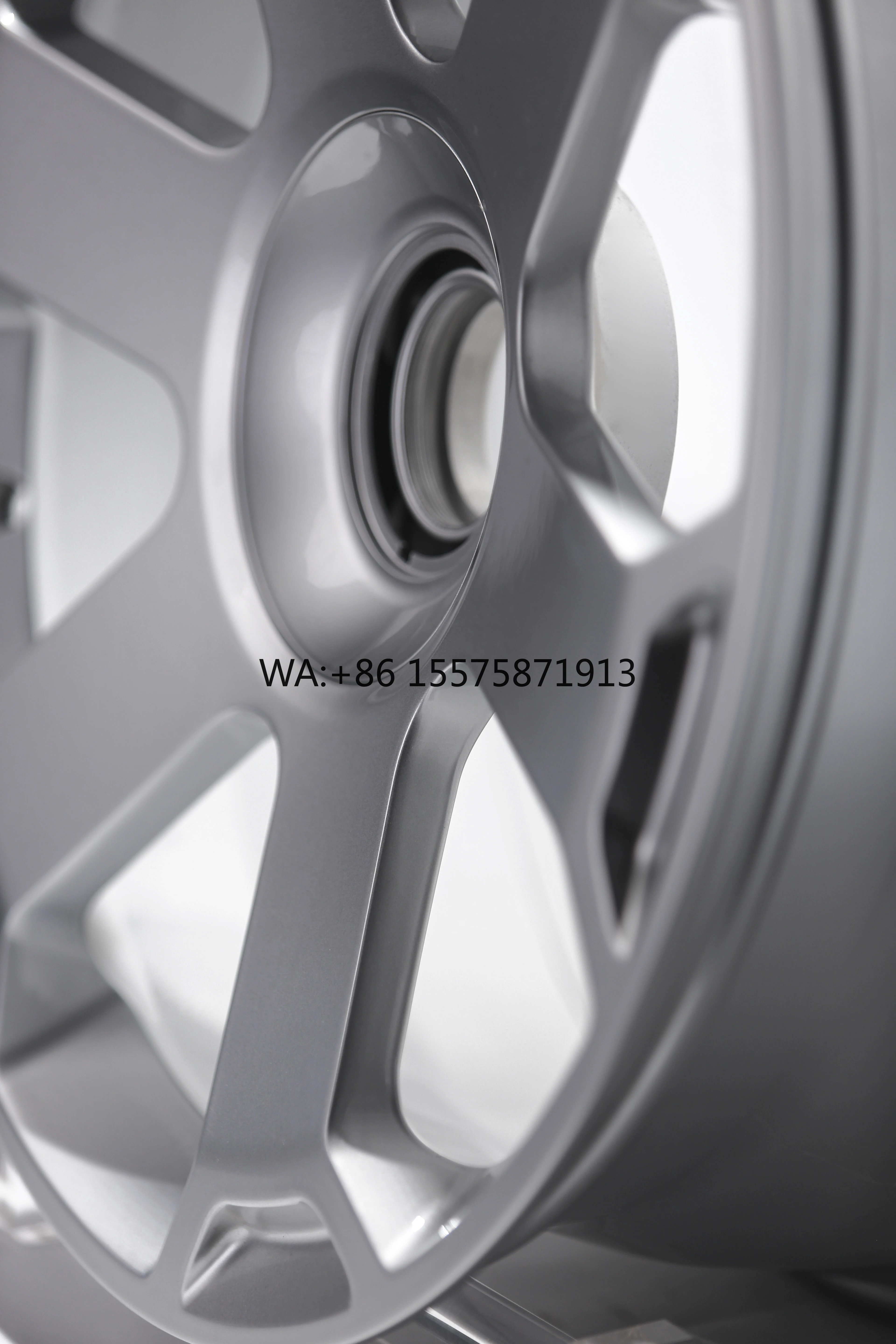 

Universal Fit Car Wheel Covers 16/17/18 Inch Stylish Gray Wheel Hub Caps Auto Exterior Accessories Compatible with Most Vehicles