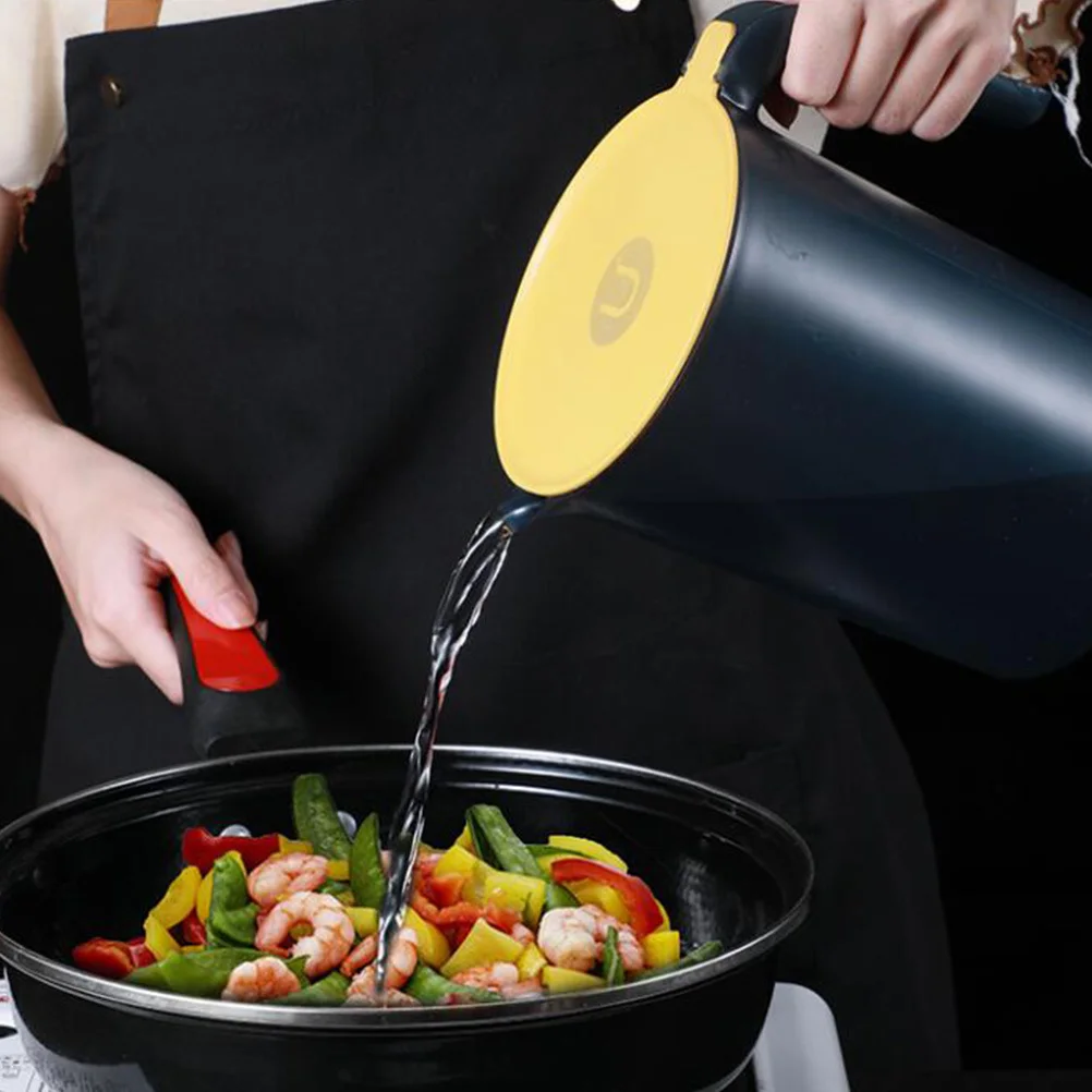 

Plastic Cold Water Kettle Large Capacity With Handle Lid Easy Pour Refill Clean Heat Resistant Juice Pot For Picnic Party Pool