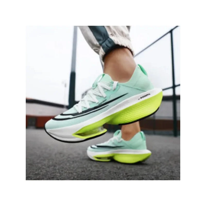 Fashion Trend Hollow Breathable Sports Shoes Comfortable Wear Running Shoes For Men And Women Light Sports Shoes Running Shoes