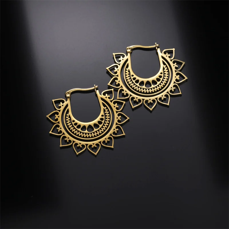 

Daisy Hoop Earrings Stainless Steel Earrings Woman Jewelry Gold Color Hollow Earrings for Women Geometric Drop Earring Jewelry