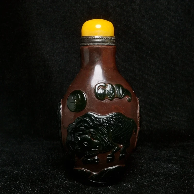 YIZHU CULTUER ART Size 3.5 Inch Chinese Old Beijing Glaze Carving Painting Beauty Figure Snuff Bottle Decoration Gift Collection