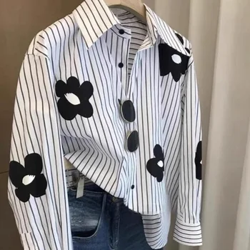 Ropa de manga larga para mujer, Tops florales de retales, camisas con botones dulces, blusas de tendencia con estampado a rayas, 2024