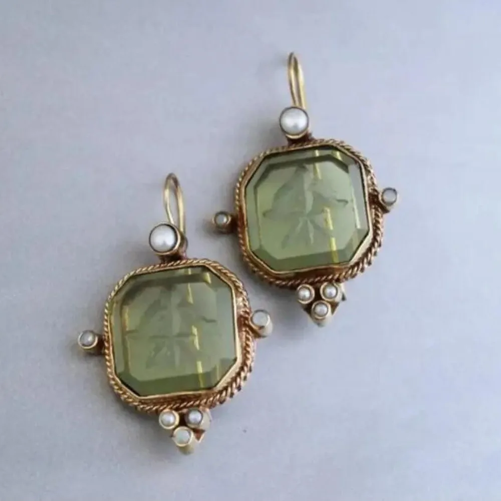Fashion Square Shape Dangle Earrings New Vintage Trend Green Color Green Zircon Earrings Sweet Elegant Pearl Earrings for Women