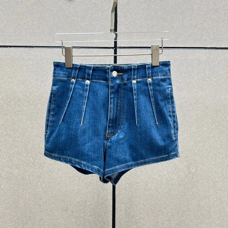 

2026 Spring/Summer New Classic Fashionable Versatile Pleated Shorts Sexy Slimming and Leg-Lengthening High-Quality Denim Shorts