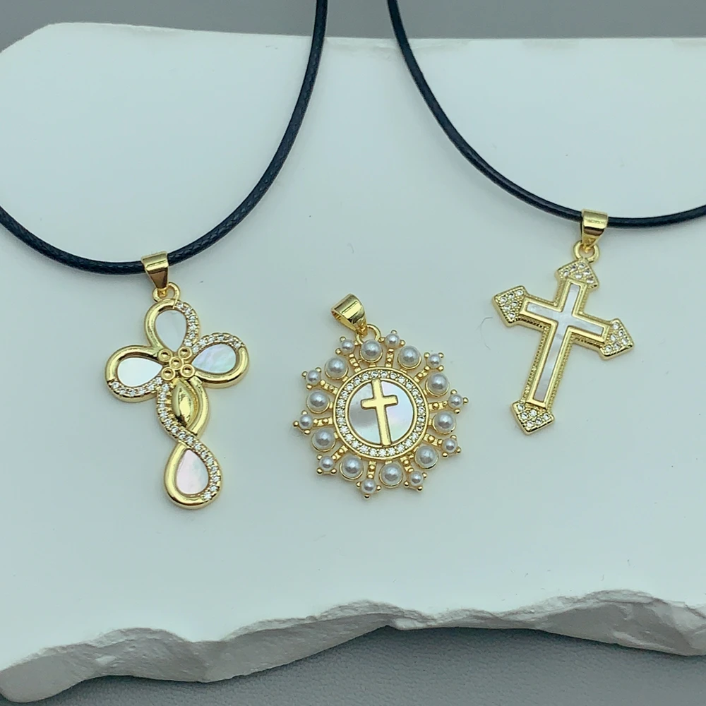 

Fashion Mother of pearl Cross Charm Necklaces for Women Personality Religions Rope Chain Natural Shell Pendant Jewelry
