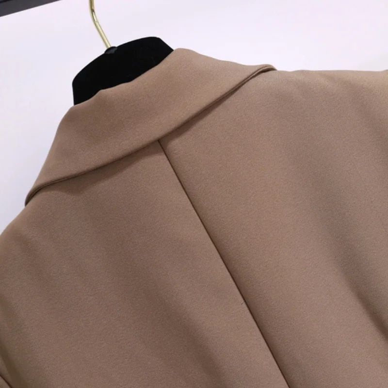 Autunno nuove donne vestono colletto dentellato Slim Blazer kaki 2024 abiti moda coreana per le donne bottoni cintura di lusso abbigliamento donna