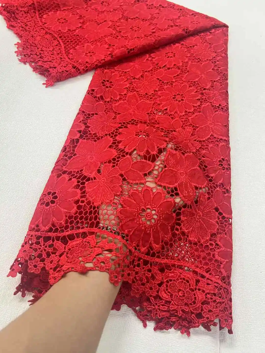 Tessuto di pizzo guipure africano nero 2025 Pizzo di alta qualità Cavo guipure nigeriano Pizzo francese per cucire abiti da festa di nozze