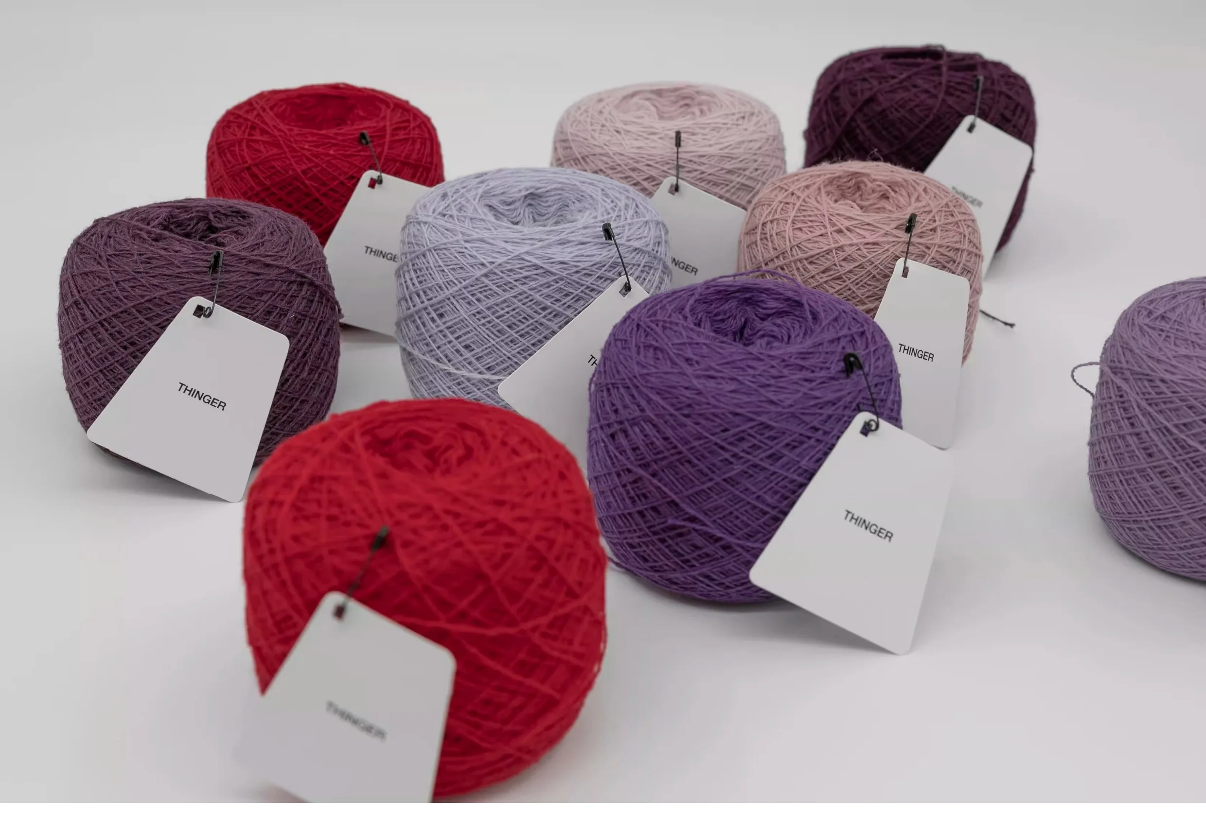 

Merino Wool Yarn 100% Knitted Woven Thread Red Purple Series Soft Elastic Fluffy Texture Delicate Warmth 50g/250g