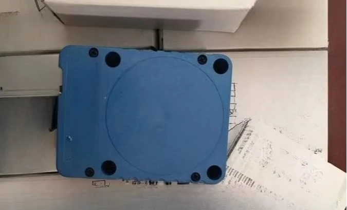 Laser distance sensor distance detection switch