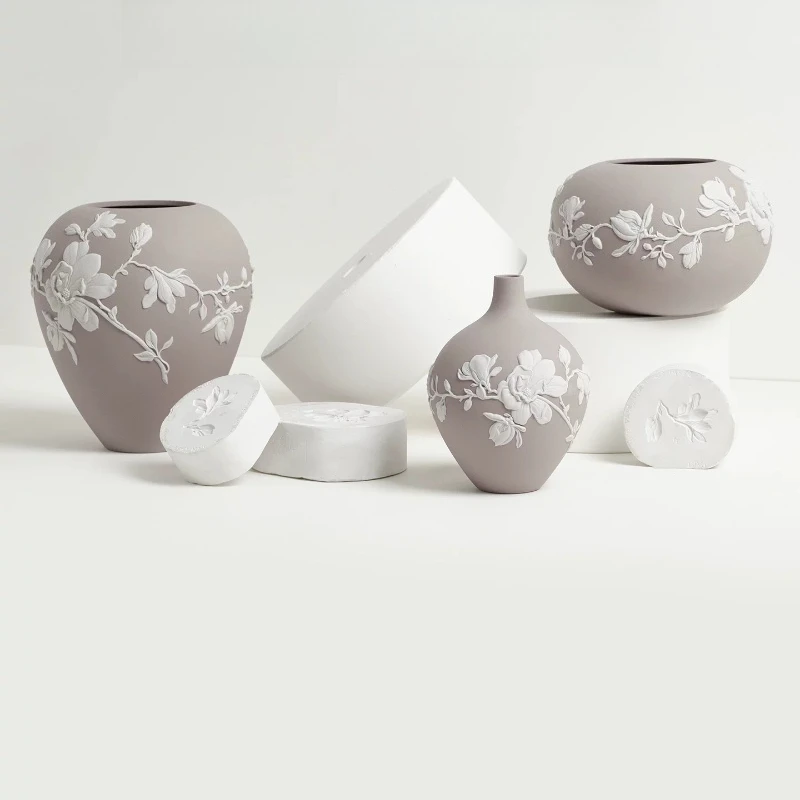Mulan Fanghua relief jade light luxury high-end vase