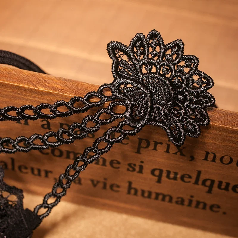 الملابس الداخلية فام مثير الإباحية رقيقة جدا الدانتيل موضة ثونغ السيدات مثير شفافة T-خط سراويل منخفضة الارتفاع مثير الملابس الداخلية النساء #4