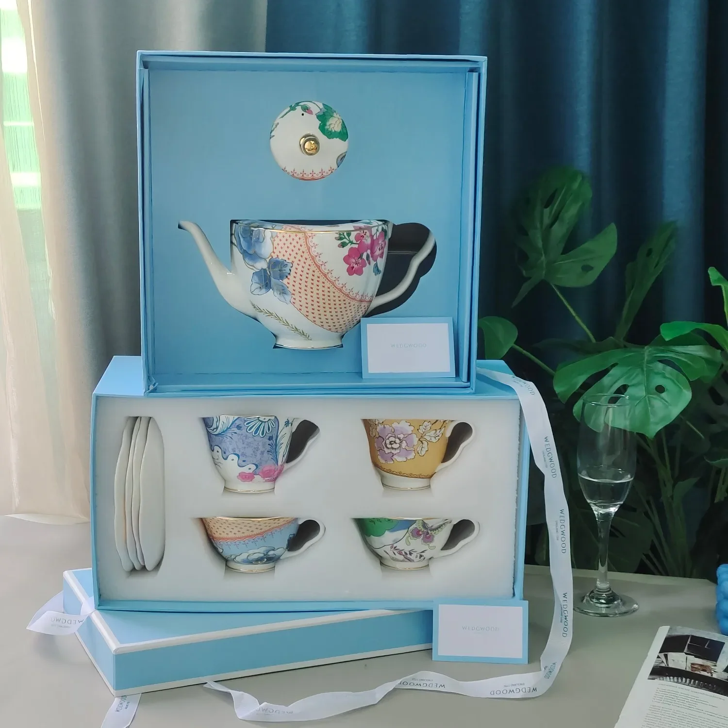 

Bone china coffee cup, kettle, tableware, Western food gift box, tea set, ceramic cup, gift giving for people