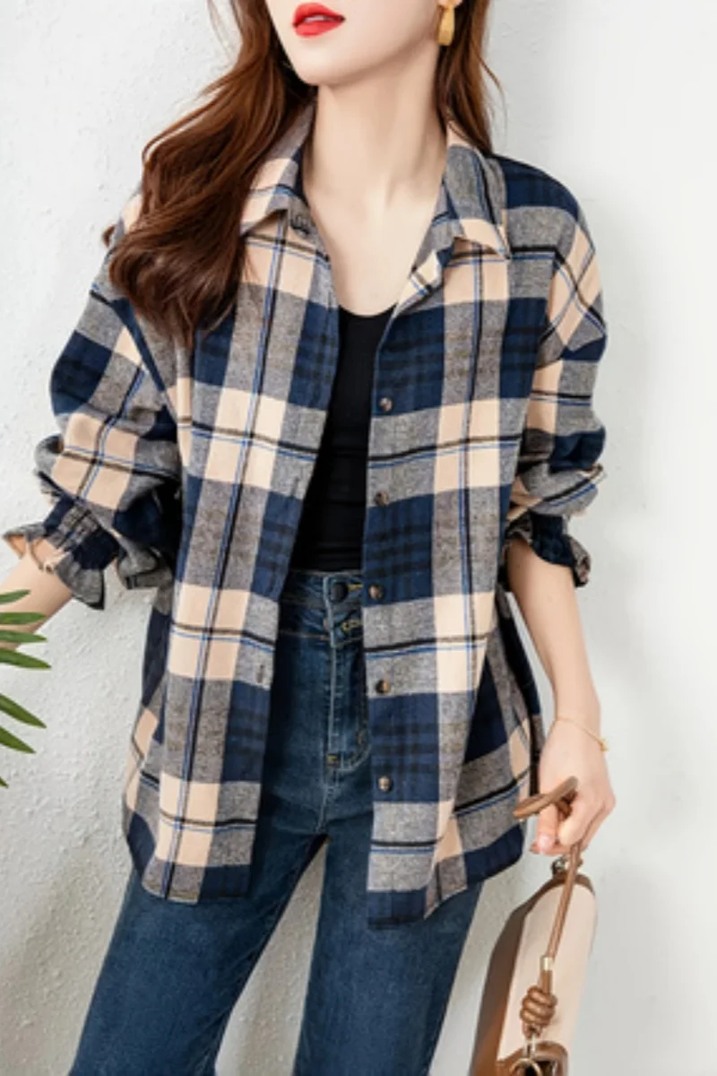 

Ladies' fashionable checkered long sleeved jacket