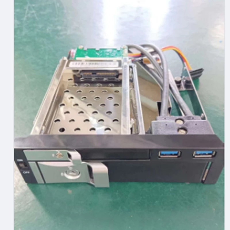 5,25 Zoll internes Festplatten gehäuse mit zwei Steckplätzen 2.5 3,5 Zoll SATA HDD/SSD-Gehäuse werkzeug freies Design mit 2 Sicherheits schlössern