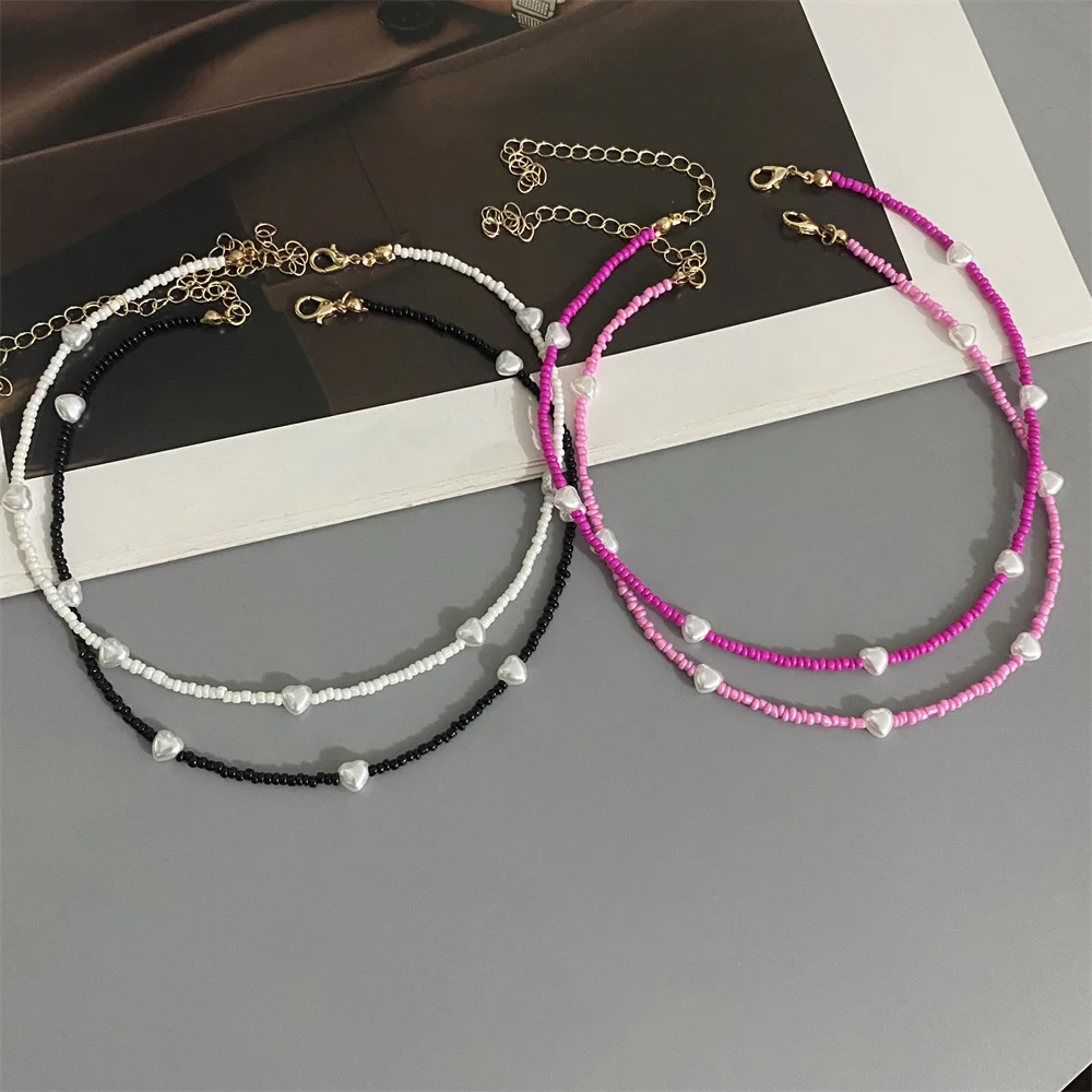 Cute Love Heart Imitation Pearl Choker Necklace Tiny Glass Beads Short Necklace Fashion Handmade Gift Jewelry for Spring Summer